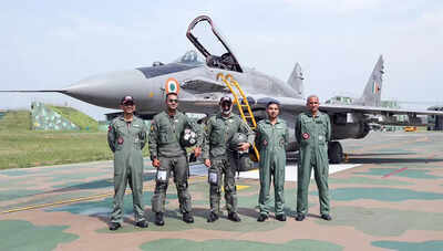 IAF chief flies sortie in upgraded MiG-29, reviews preparedness of a forward base in Punjab