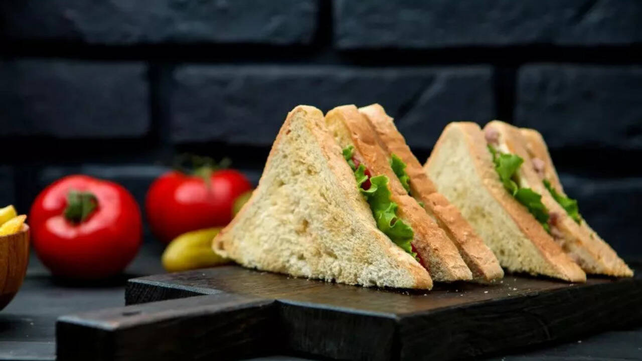 No Cooking Gas? Try These 6 Easy No-Cook Meals at Home