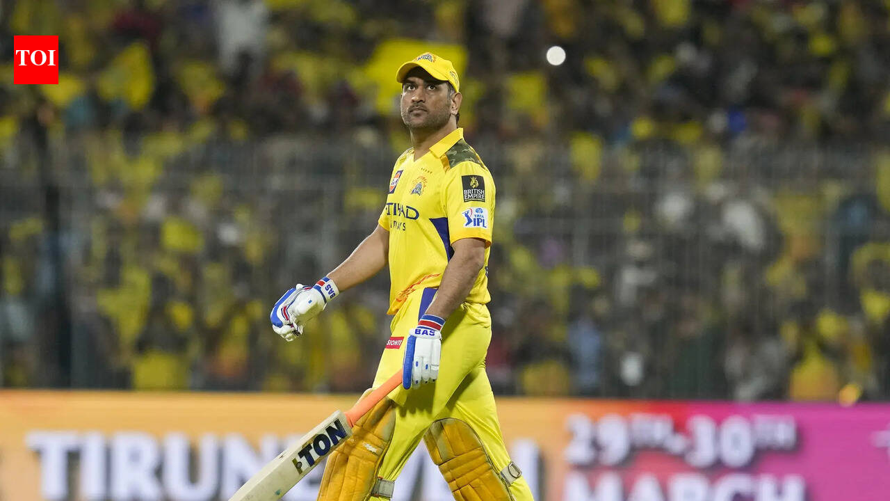 'CSK is incomplete without him': Pathan drops big statement on Dhoni's IPL future