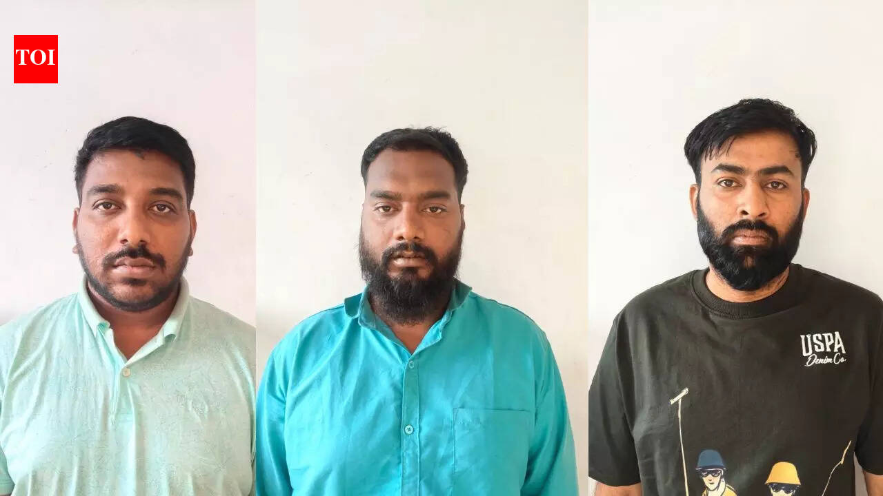 Murder convict on parole poses as cop, robs Bengaluru realtor of Rs 20 lakh and 670g gold