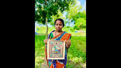 Soura art helps woman eke livelihood, win praise