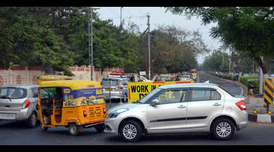Traffic nightmare on Sachivalaya Marg due to slow-paced road repair
