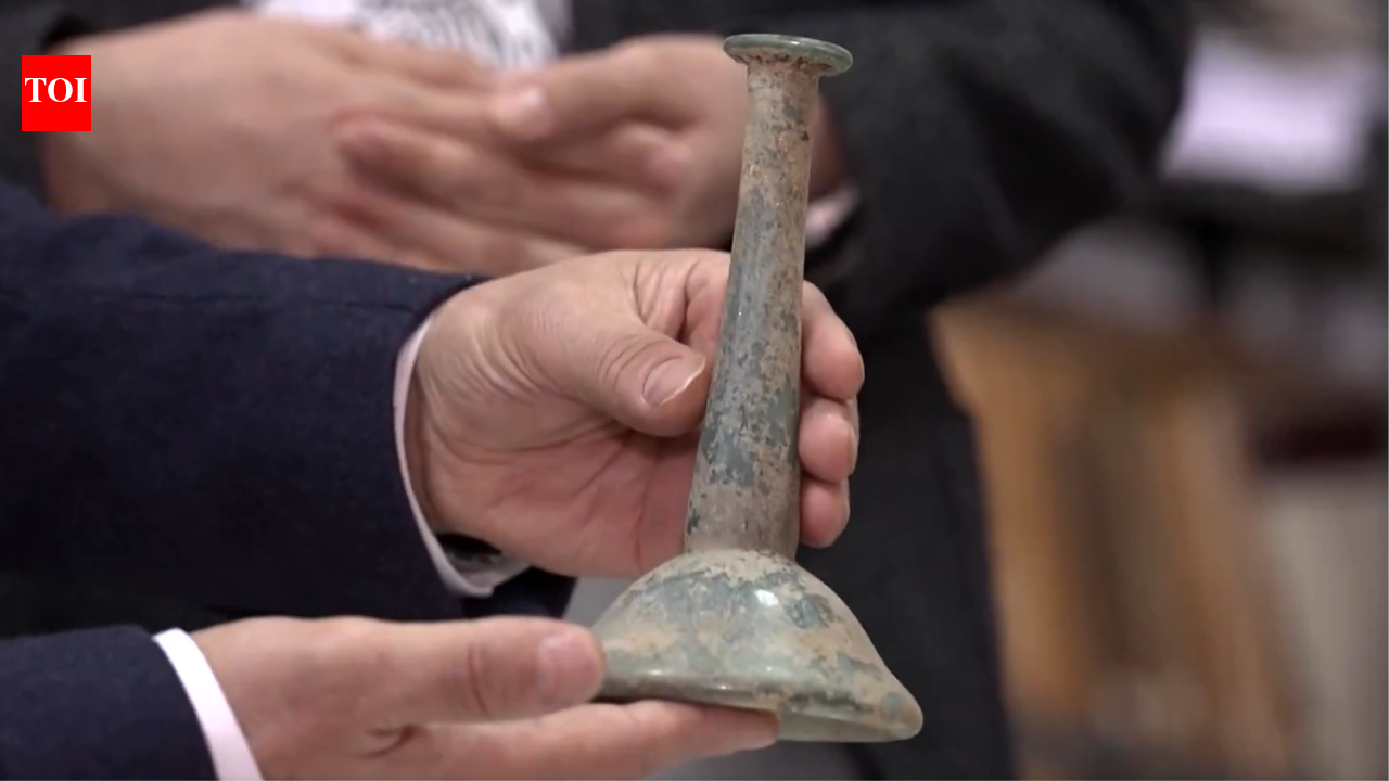 Romans used human feces as medicine: 1,900-year-old vial from Turkey reveals shocking treatment