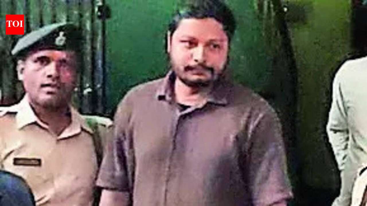 Dairy officer held while taking Rs30k as bribe