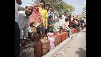 BJP mobilises frontal bodies to resolve LPG issue in state