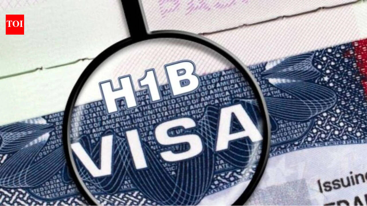 H-1B Visa: ‘Not stuck by choice’: Indian American explains why H-1B visas are dominated by Indians and Green Cards trap them in temporary status – The Times of India