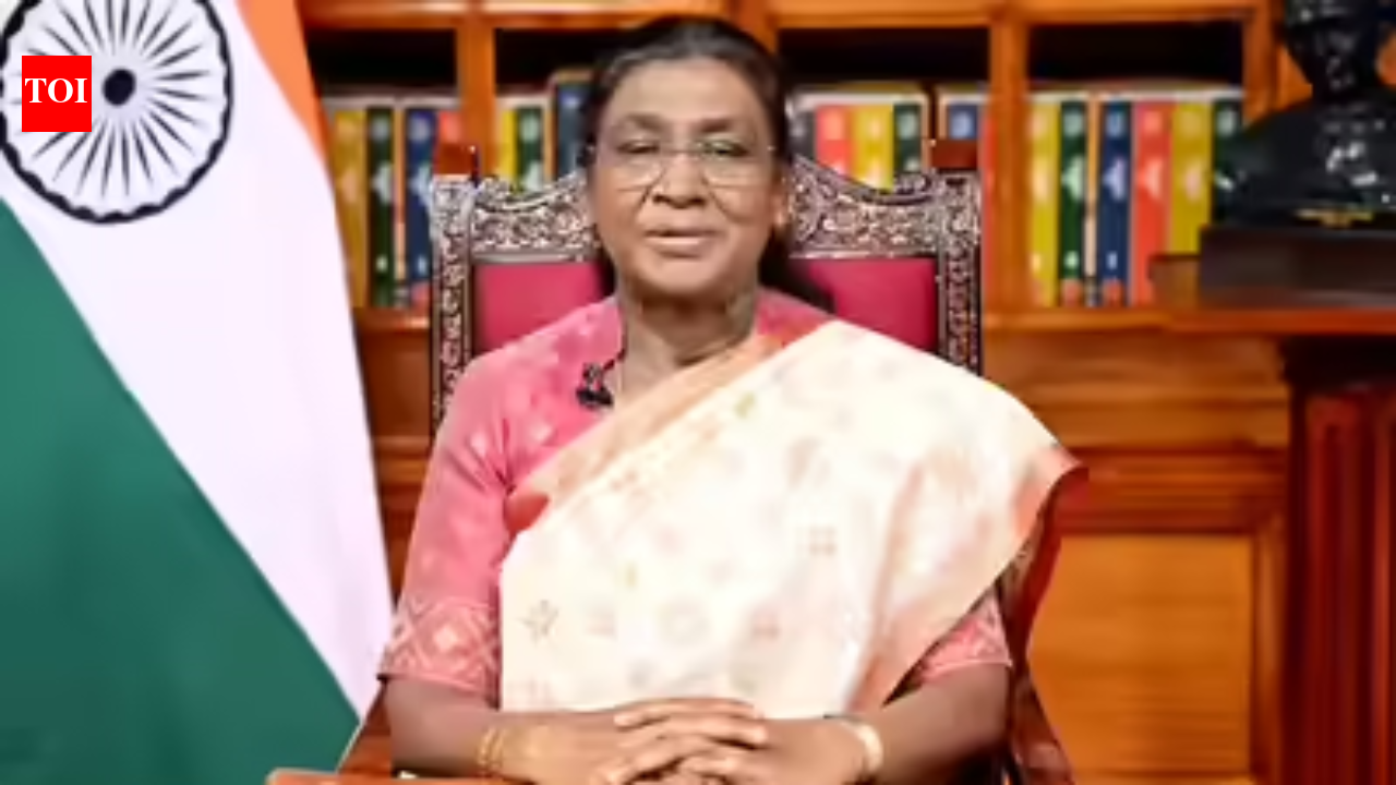 Prez row: Centre asks Bengal to send DM, police chief to Delhi