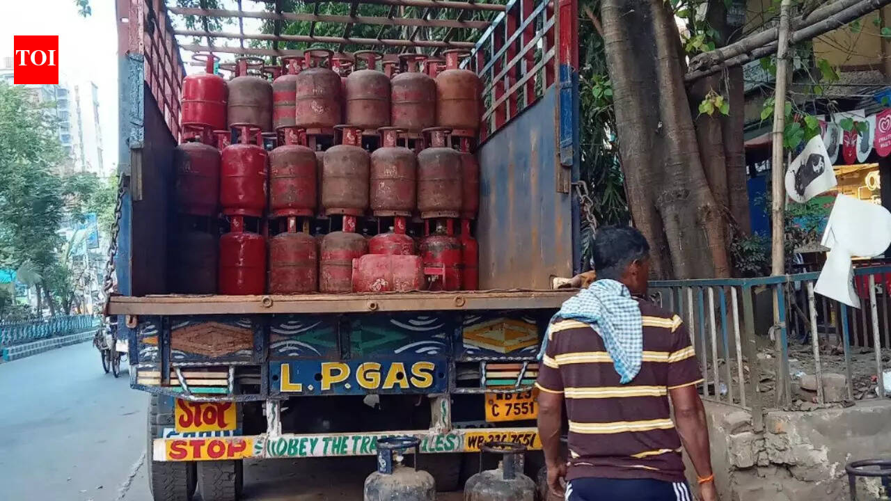 LPG Cylinder Shortage: For food vendors in Gurgaon, it feels like Covid all over again