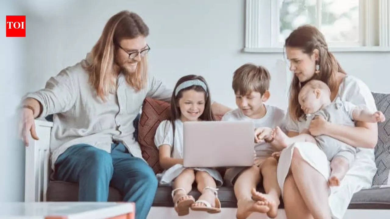 How toddlers develop language through everyday interactions