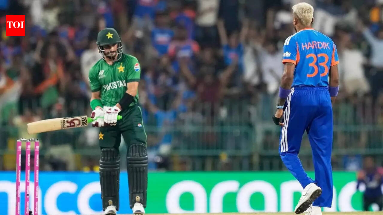 '8–0': Pak selector Aaqib revives Shadab's dig at legends during T20 WC