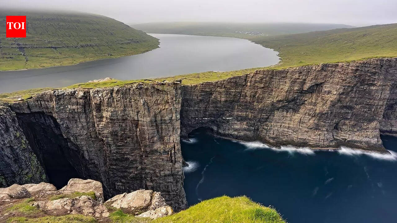 Science behind the Faroe Islands’ largest lake that appears to ‘float’ above the Atlantic Ocean