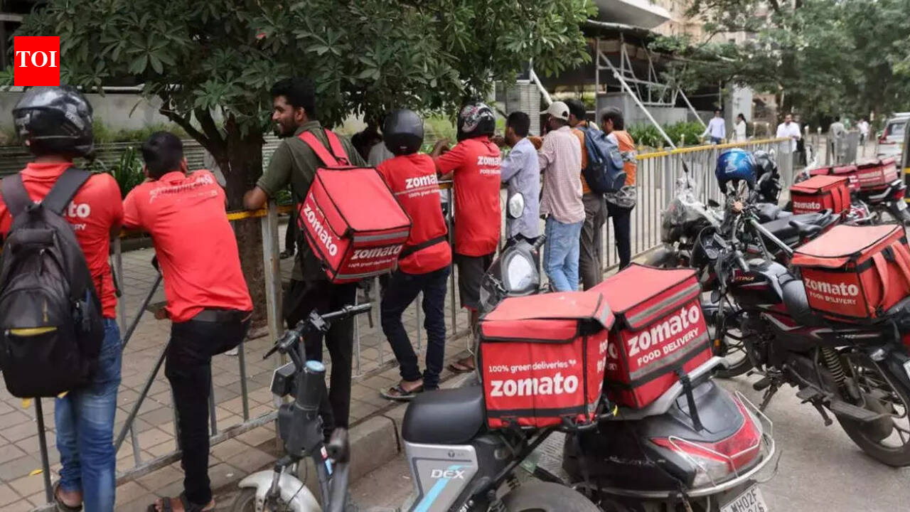 LPG shortage hits food delivery gig workers in Bhubaneswar &amp; Cuttack