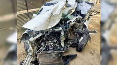 22-year-old dies as truck hits car in Gurgaon; friend injured, cops suspect overtake bid