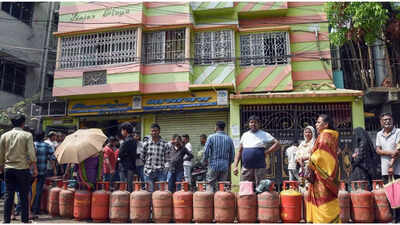 From long queues to black-market sales: UP residents reel from LPG supply chaos