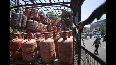 Tea takes a backseat in homes amid fuel crunch