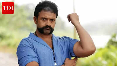 'Aadu 3: One Last Ride' advance booking day 1: Jayasurya and Vinayakan's comedy film crosses Rs 1 crore