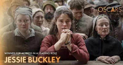  Jessie Buckley wins Best Actress for ‘Hamnet’