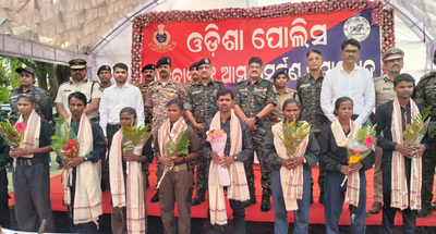 11 Maoists with Rs 63 lakh bounty surrender