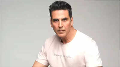  Akshay Kumar explains why comedy deserves more respect; credits Priyadarshan for his career