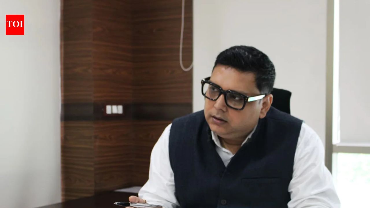 Director of Indian Museum given  additional charge as secretary & curator of Victoria Memorial