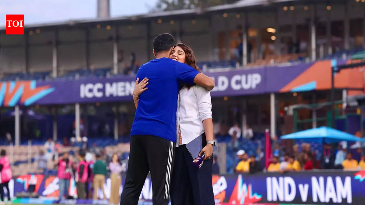 'Kidney touching...': Sanjana Ganesan teases Jasprit Bumrah for his anniversary post