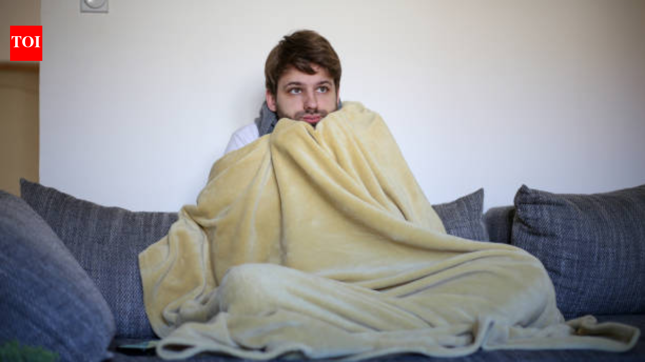 Always reaching for a sweater or a blanket? Doctor explains why feeling cold all the time shouldn’t be ignored