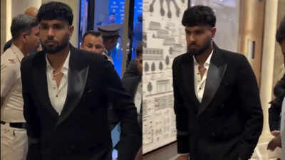  Injured Harshit Rana on crutches at BCCI Naman Awards - Watch