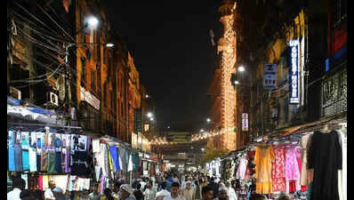 Zakaria St Ramzan bazaar turns heritage walk zone