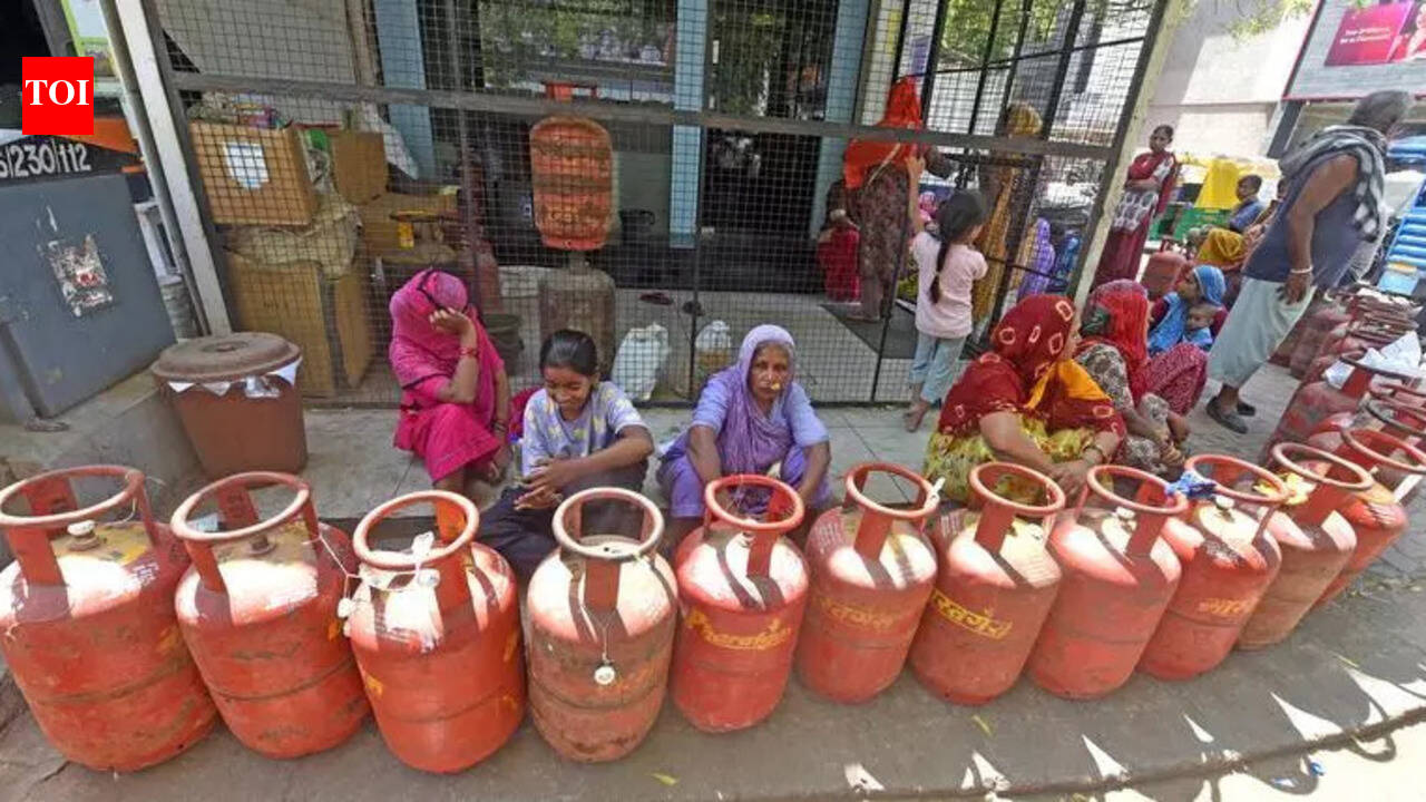 Gujarat government increases LPG supply by 20%