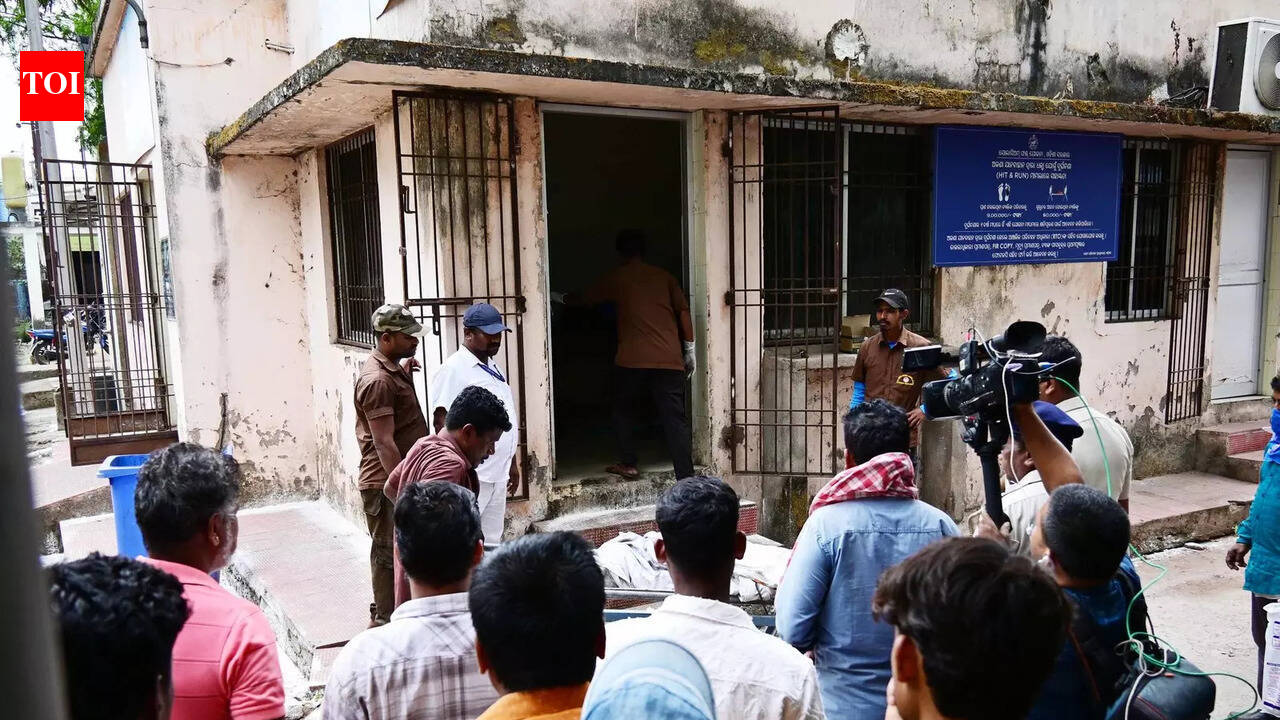 Kin in shock search for bodies in mortuary