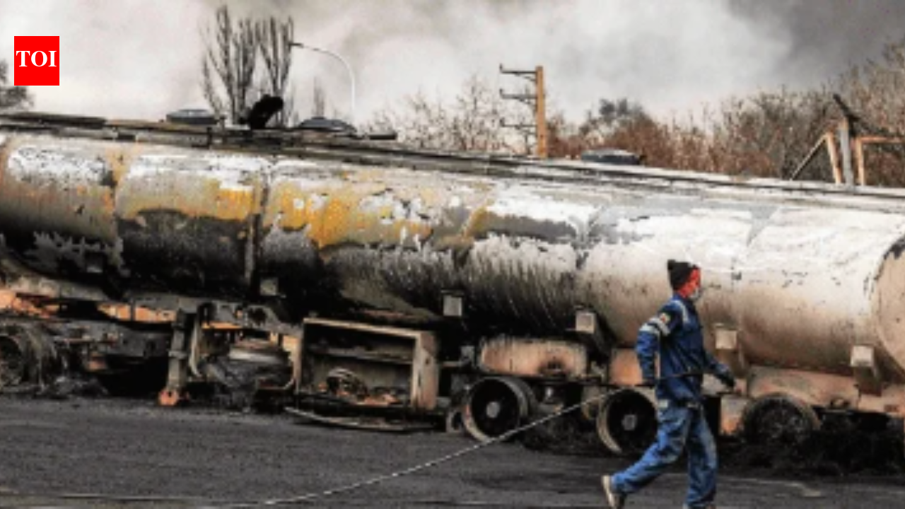 Why Trump may find it hard to reopen Strait of Hormuz