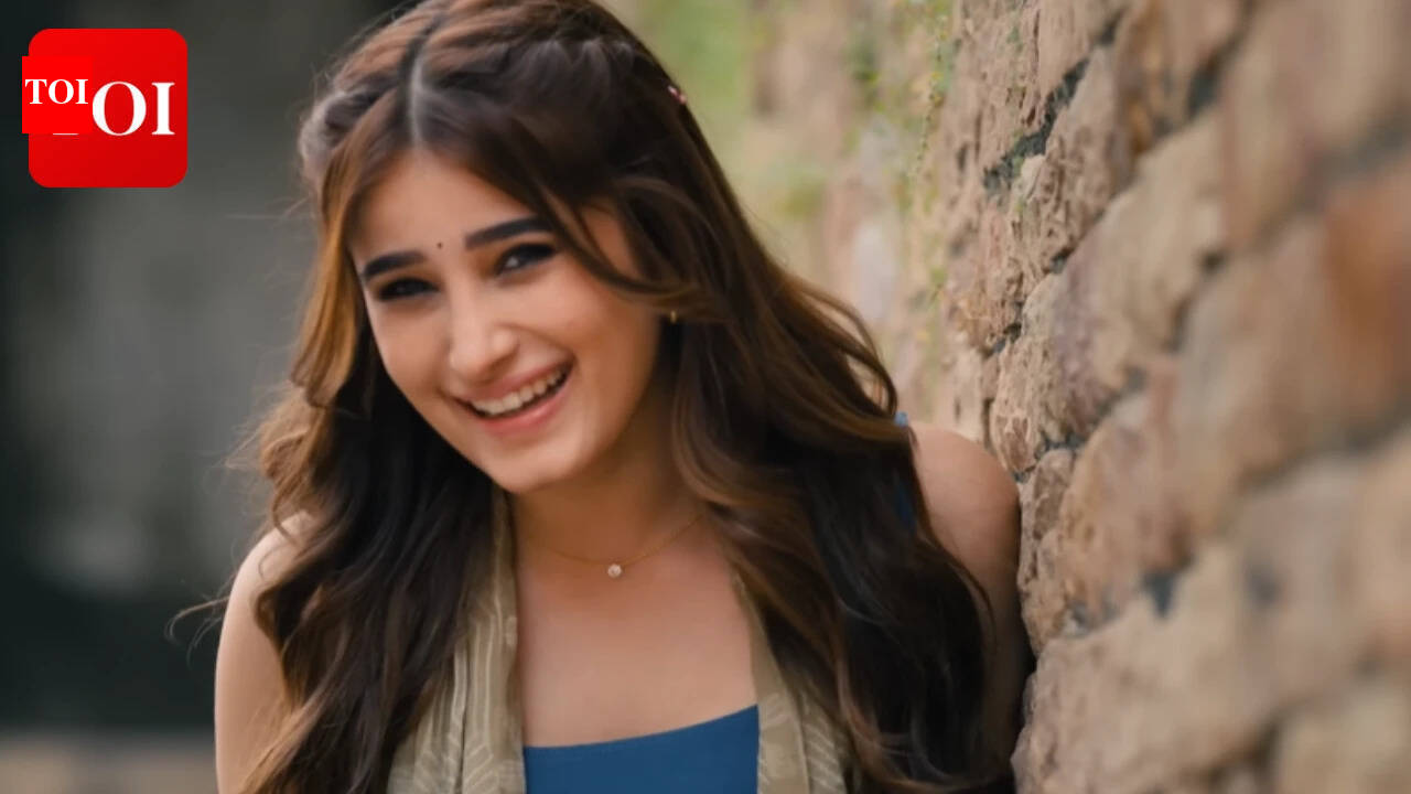 ‘Srinivasa Mangapuram’ director Ajay Bhupathi wishes Rasha Thadani on her birthday with fun BTS moments from her Telugu debut film