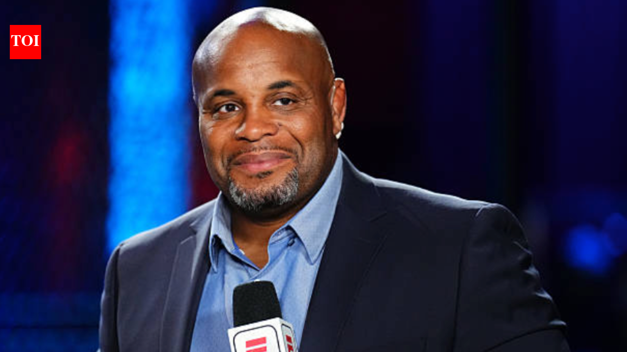 Daniel Cormier reveals Khamzat Chimaev put a ‘bounty on himself’ ahead of UFC Title defense vs Sean Strickland, compares it with NFL “Bountygate” scandal