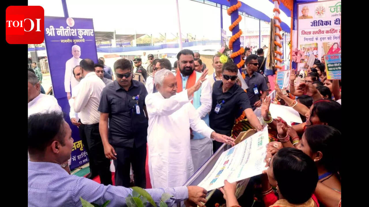 Nitish contrasts pre-2005 rule with NDA era, launches projects worth Rs442 crore in Bhagalpur