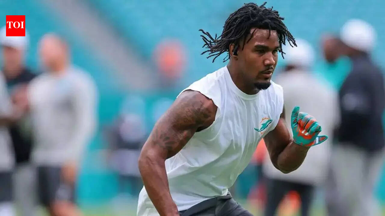 NFL Trade News: Broncos acquire Jaylen Waddle while Dolphins reset their roster