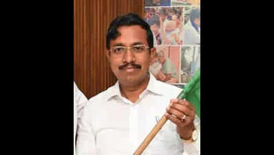 4 hours after switch, former protege on TMC Nandi list vs Suvendu
