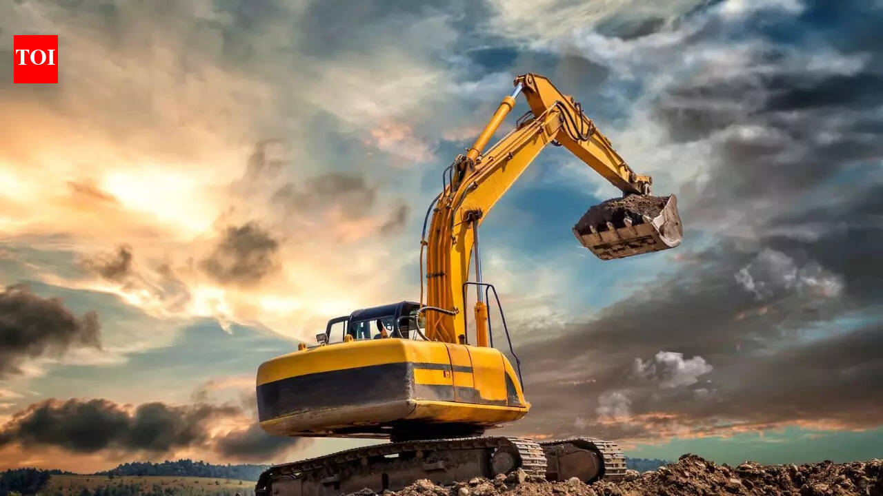 Archaeologists unearth a 125,000-year-old Neanderthal ‘factory’ that could rewrite human history