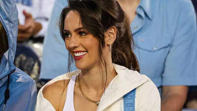 Bill Belichick Romance Takes Wild Turn As Jordon Hudson Publicly Accepts ‘Golddigger’ Label In Cheerleading Message