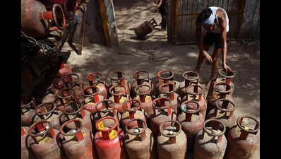 With West Asia Refusing To Pipe Down, IGL Sees 22k New Registrations In Just 15 Days