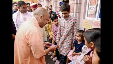 CM: Ensure plastic-free zone, cleanliness for Navratri fair