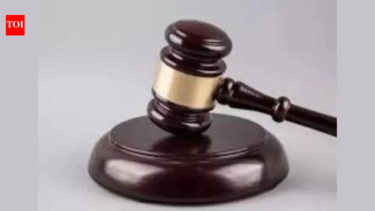 SC judge: Was reference to 7-J bench, then to 9-J bench valid?