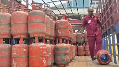 LPG shortage threatens to stall over 3,000 micro, small and medium enterprises in Bengaluru