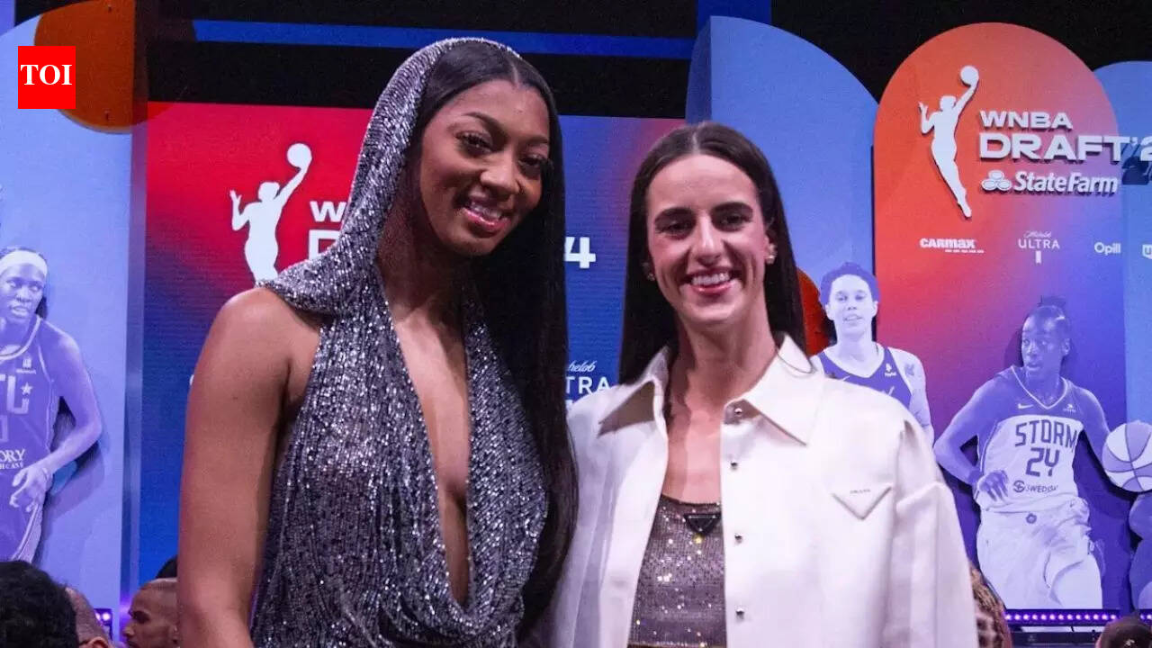 Caitlin Clark gets surprising gesture from WNBA rival Angel Reese during  FIBA Women's World Cup Qualifier | NBA News - The Times of India