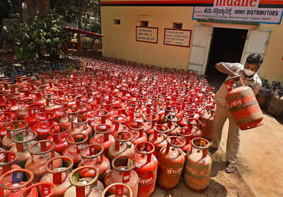LPG crisis: Centre pushes states to fast-track switch to PNG amid Hormuz supply disruption