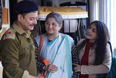 Srabanti leads mystery drama Thakumar Jhuli