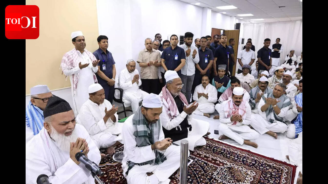 Nitish brings Nishant to fore at iftar, signals greater public role