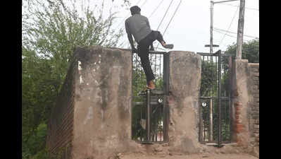 Open gates, no checks: PU’s porous campus aided gunmen’s escape