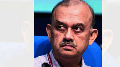 HDFC Bank chairman quits in sudden move