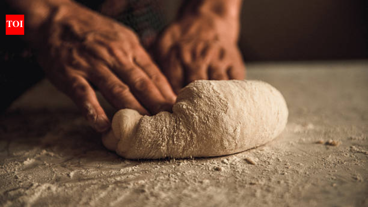 How gluten intolerance triggers persistent gastric issues