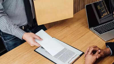 58% of employers now demand immediate joiners: Here’s how your notice period can trap you